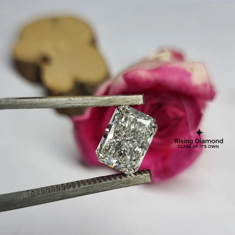4.0 CT Radiant Cut Lab Diamond F/VS For Jewelry Craft